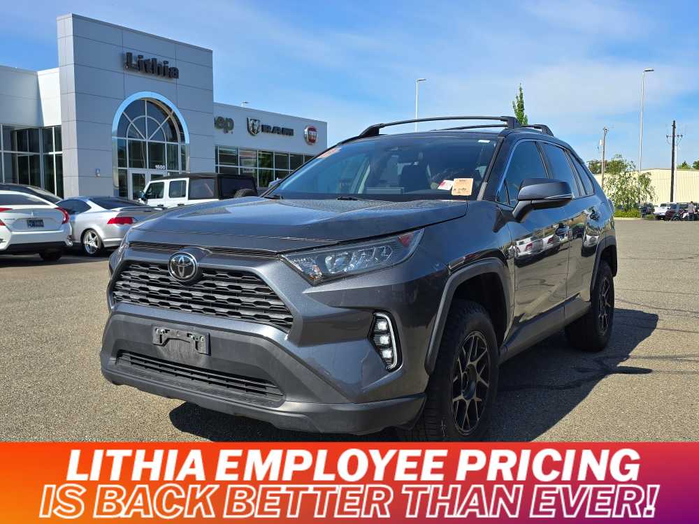 2020 Toyota RAV4 LE Hero Image
