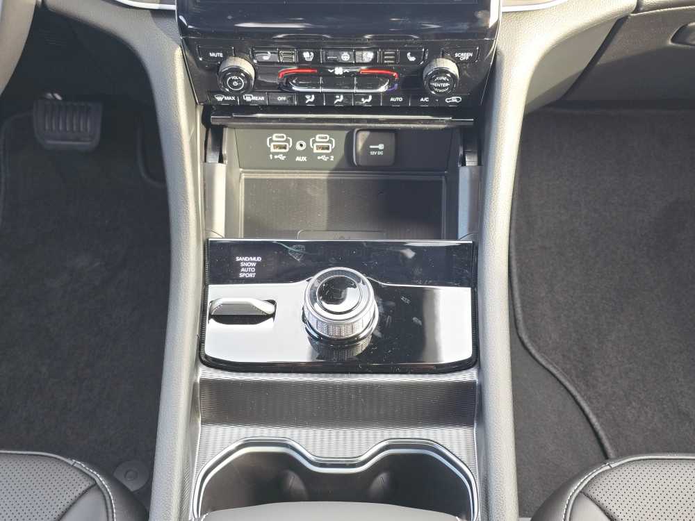 Thumbnail: 2025 Jeep Grand Cherokee - 13