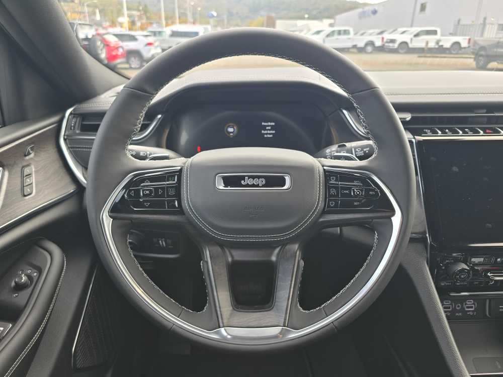 Thumbnail: 2025 Jeep Grand Cherokee - 11
