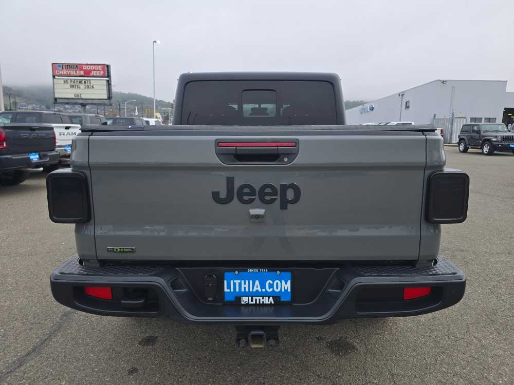 Thumbnail: 2023 Jeep Gladiator - 4