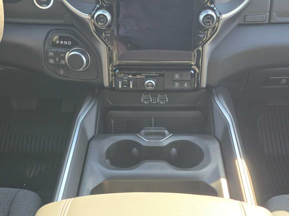 Thumbnail: 2026 RAM 1500 - 13