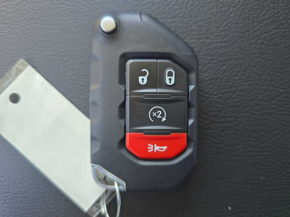 Thumbnail: 2025 Jeep Wrangler - 21