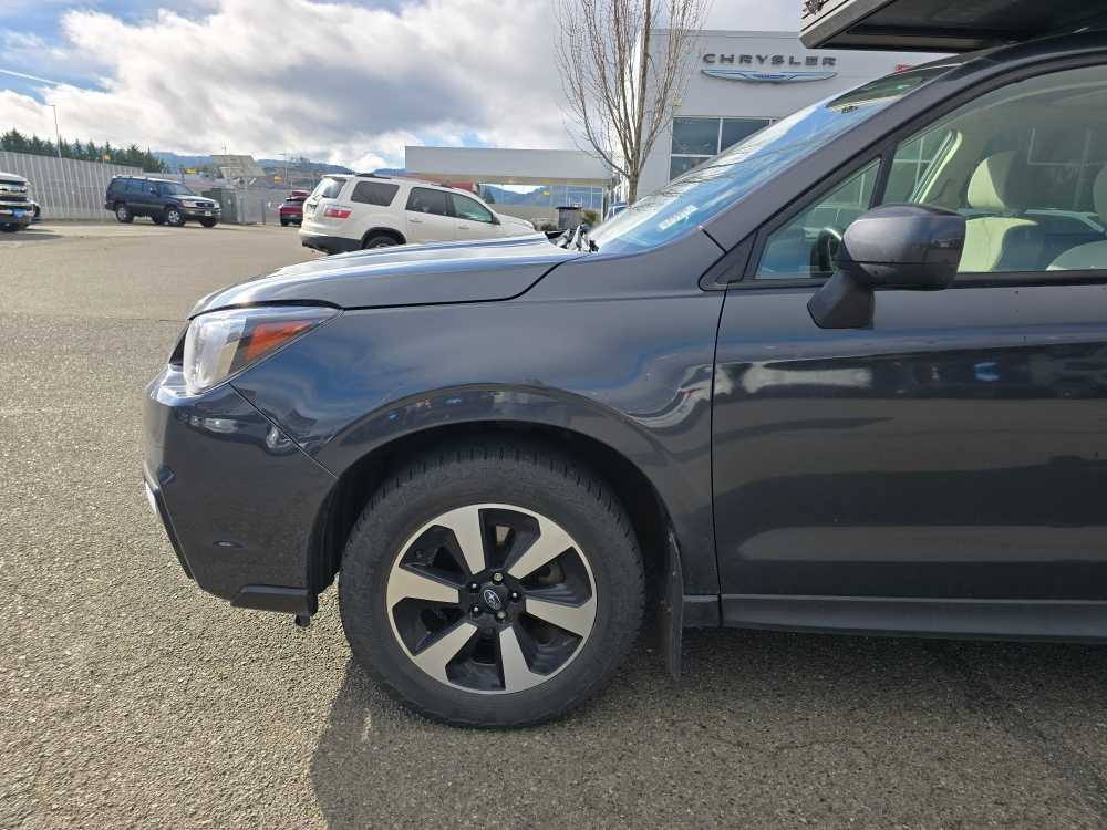 Thumbnail: 2018 Subaru Forester - 6