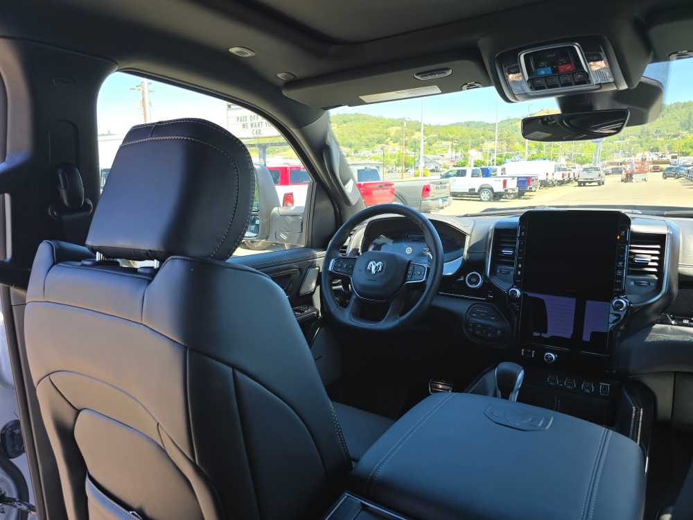 Thumbnail: 2026 RAM 1500 - 10
