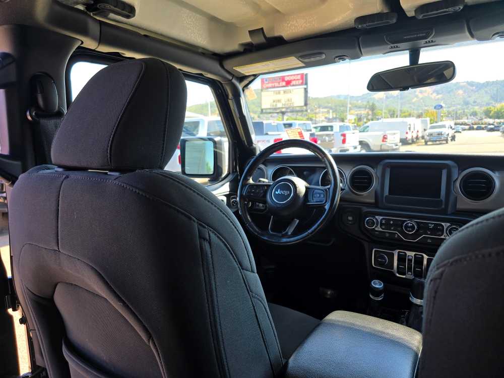 Thumbnail: 2021 Jeep Wrangler - 10