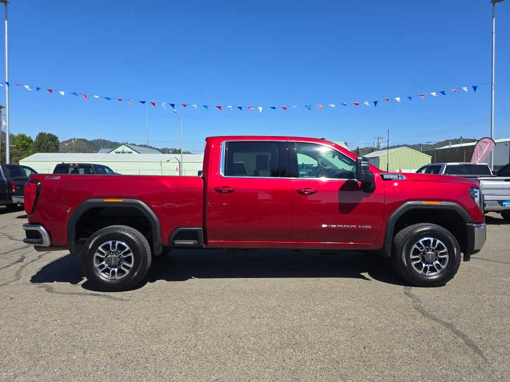 Thumbnail: 2024 GMC Sierra 3500 - 6