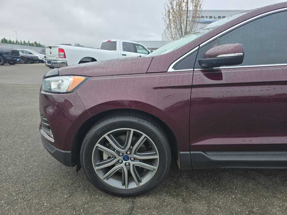 Thumbnail: 2019 Ford Edge - 6