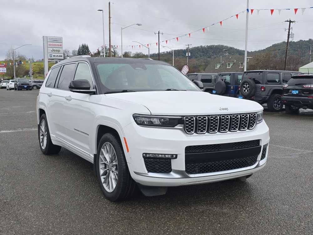 Thumbnail: 2022 Jeep Grand Cherokee - 20