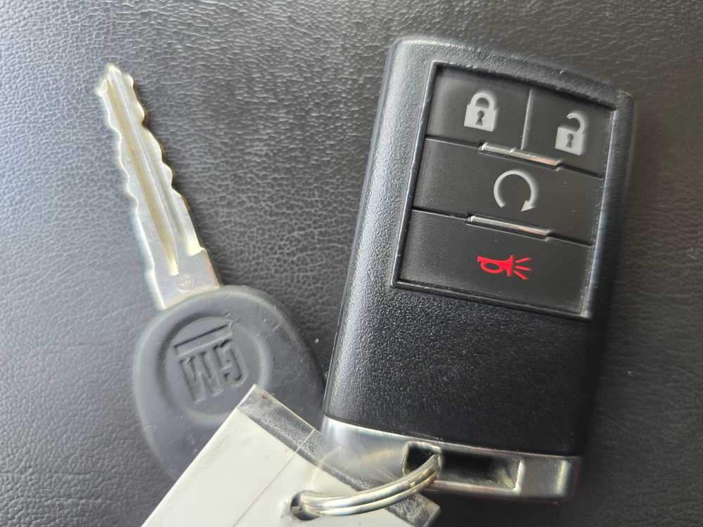 Thumbnail: 2010 Cadillac Escalade - 22