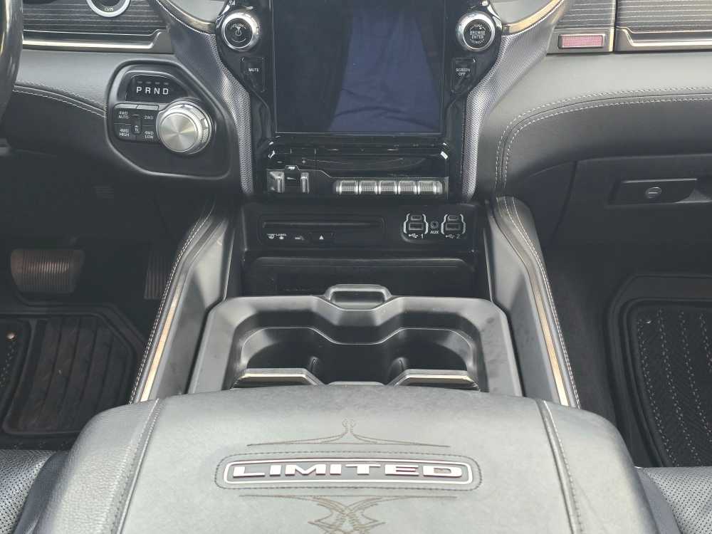 Thumbnail: 2019 RAM 1500 - 13