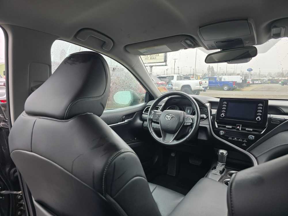 Thumbnail: 2021 Toyota Camry - 10