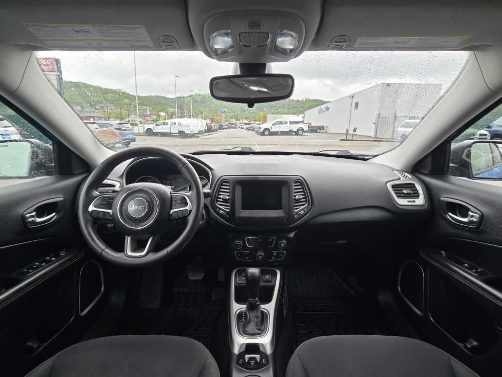 Thumbnail: 2019 Jeep Compass - 15