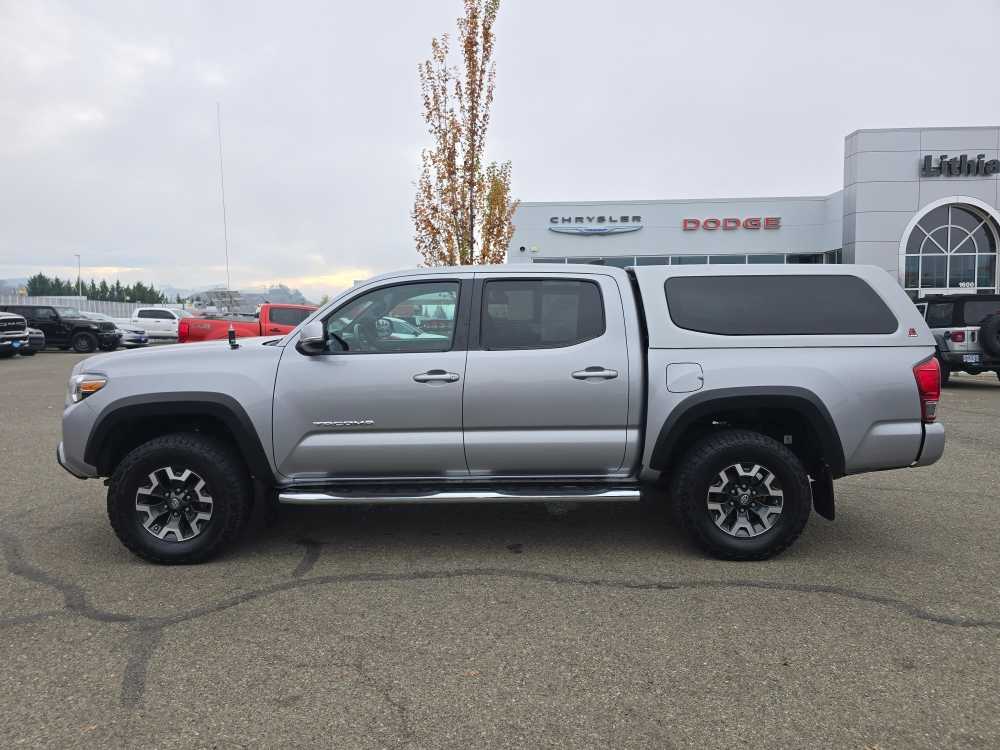 Thumbnail: 2016 Toyota Tacoma - 2