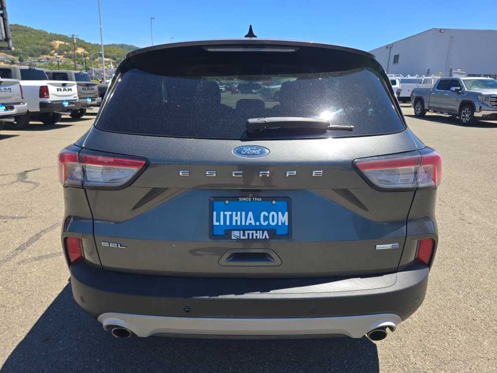 Thumbnail: 2020 Ford Escape - 3
