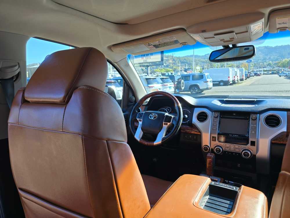 Thumbnail: 2014 Toyota Tundra - 10
