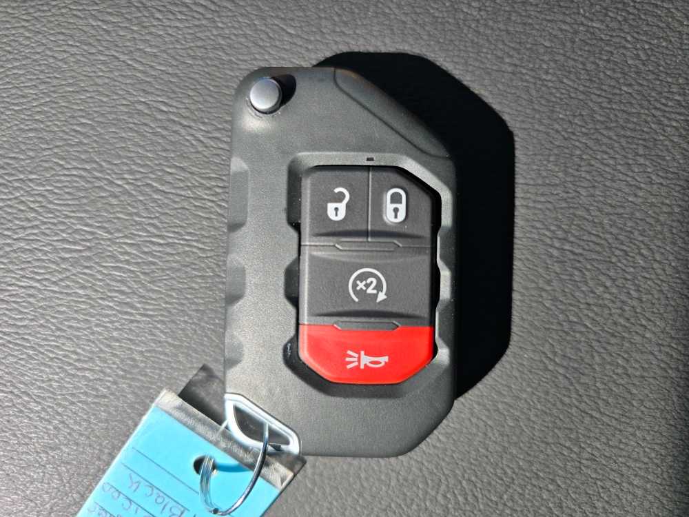 Thumbnail: 2025 Jeep Wrangler - 21