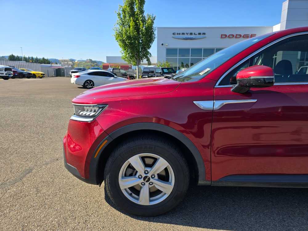 2022 Kia Sorento LX 6