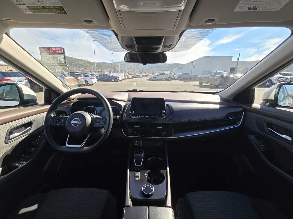 Thumbnail: 2023 Nissan Rogue - 15