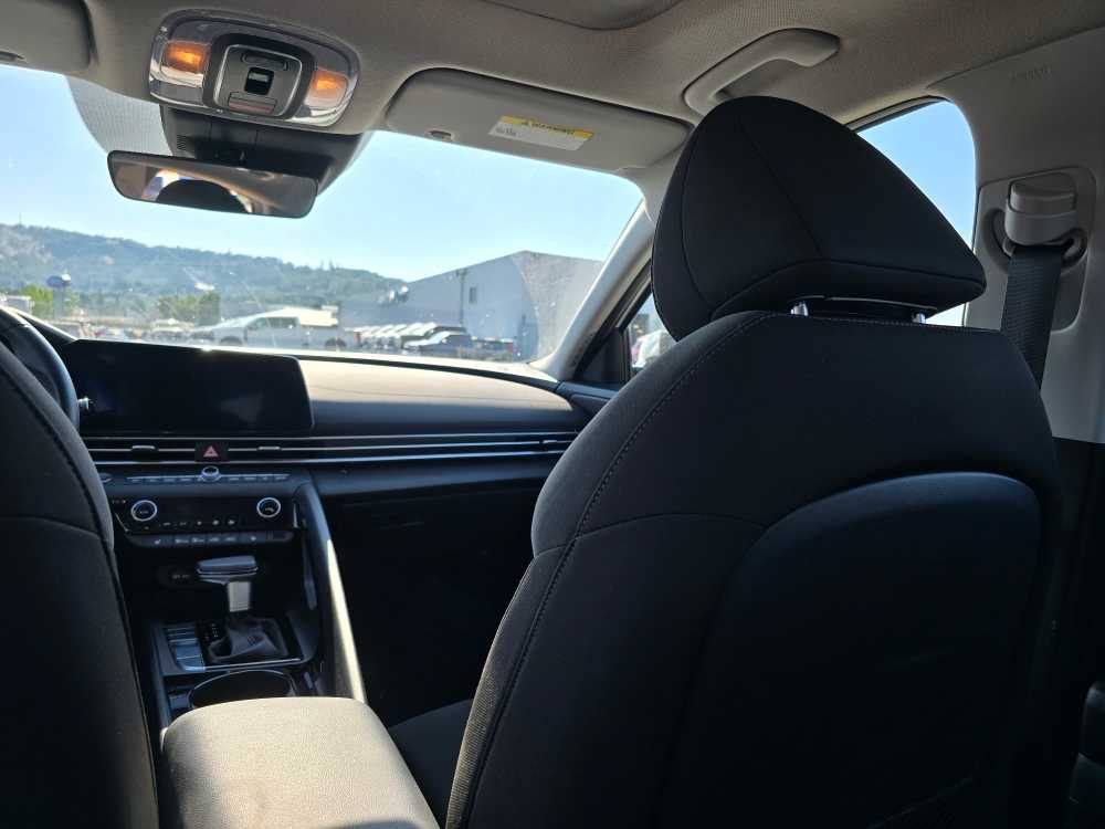 2024 Hyundai Elantra SEL 14