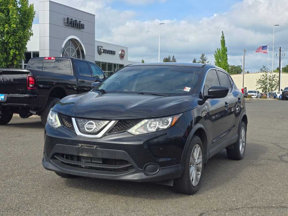 2018 Nissan Rogue Sport S FWD's photo