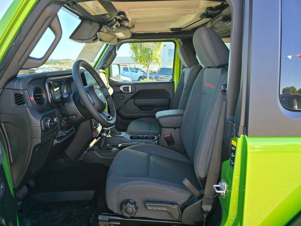 Thumbnail: 2025 Jeep Wrangler - 10