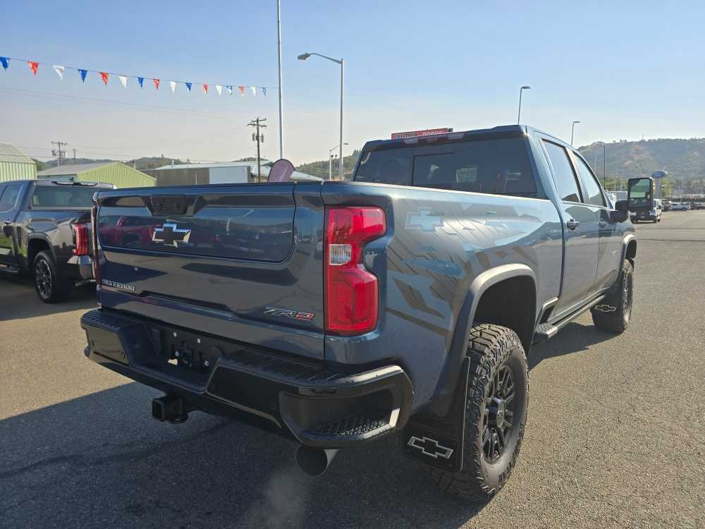Thumbnail: 2024 Chevrolet Silverado 2500 - 3
