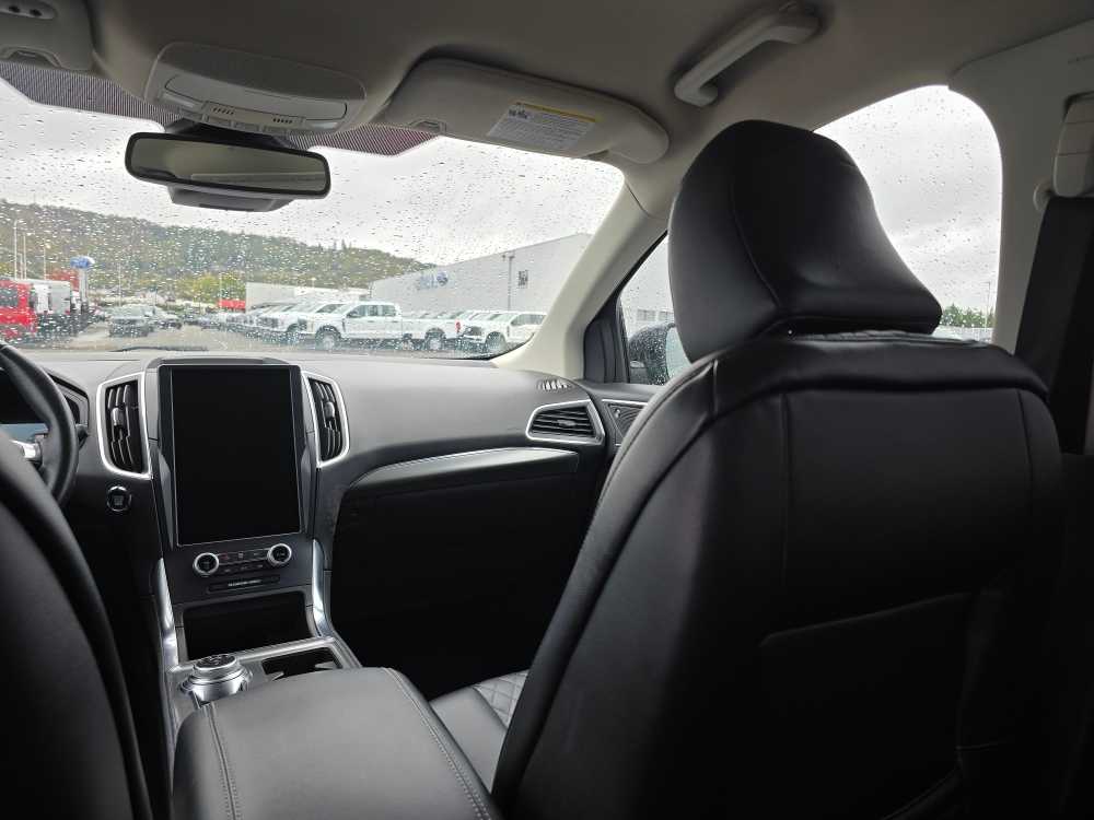 Thumbnail: 2023 Ford Edge - 14