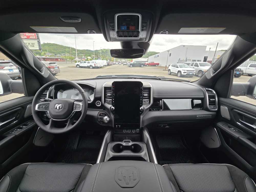 Thumbnail: 2026 RAM 1500 - 15