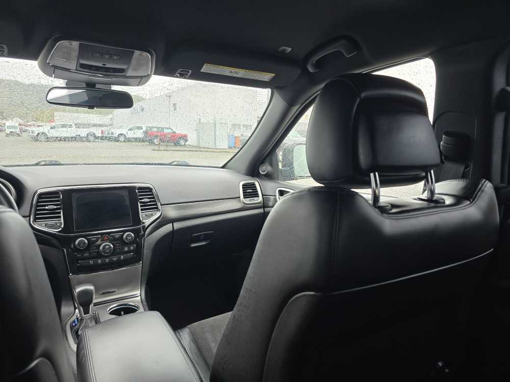 Thumbnail: 2021 Jeep Grand Cherokee - 14