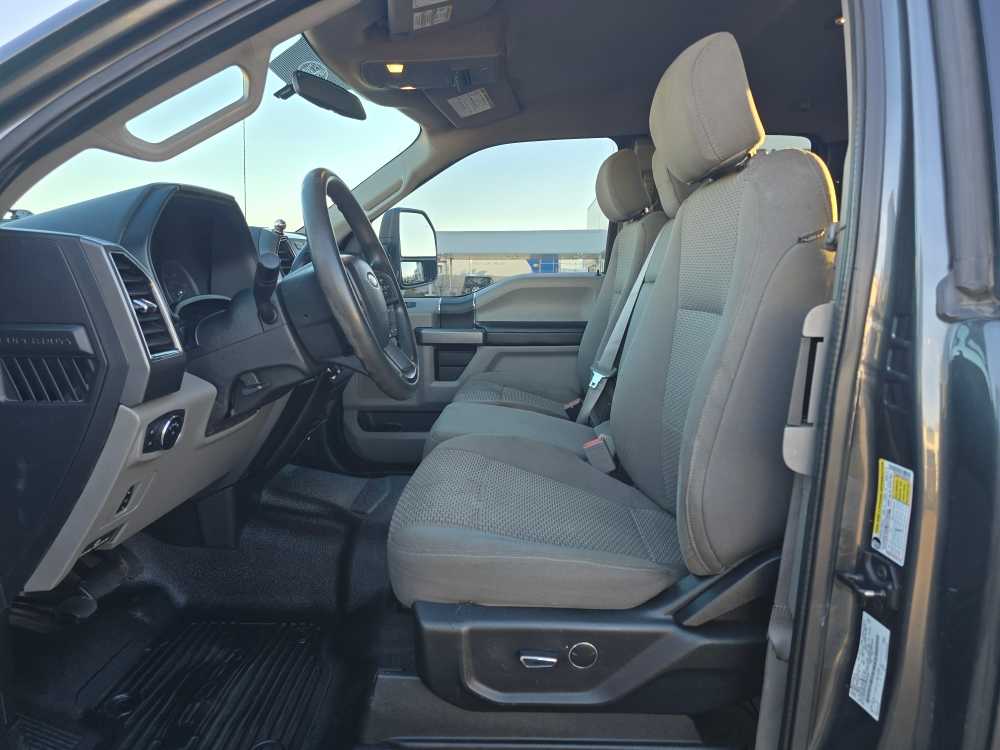 Thumbnail: 2019 Ford F-350 - 10