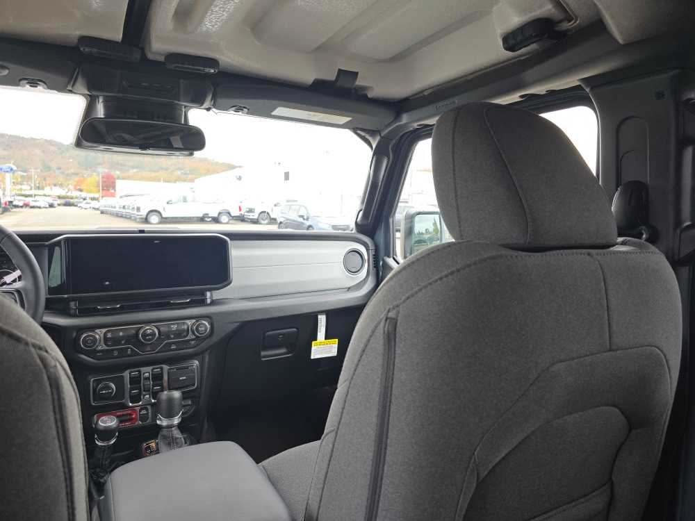 Thumbnail: 2026 Jeep Wrangler - 14