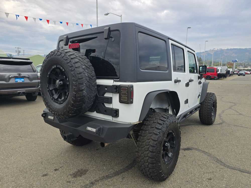 Thumbnail: 2013 Jeep Wrangler - 5