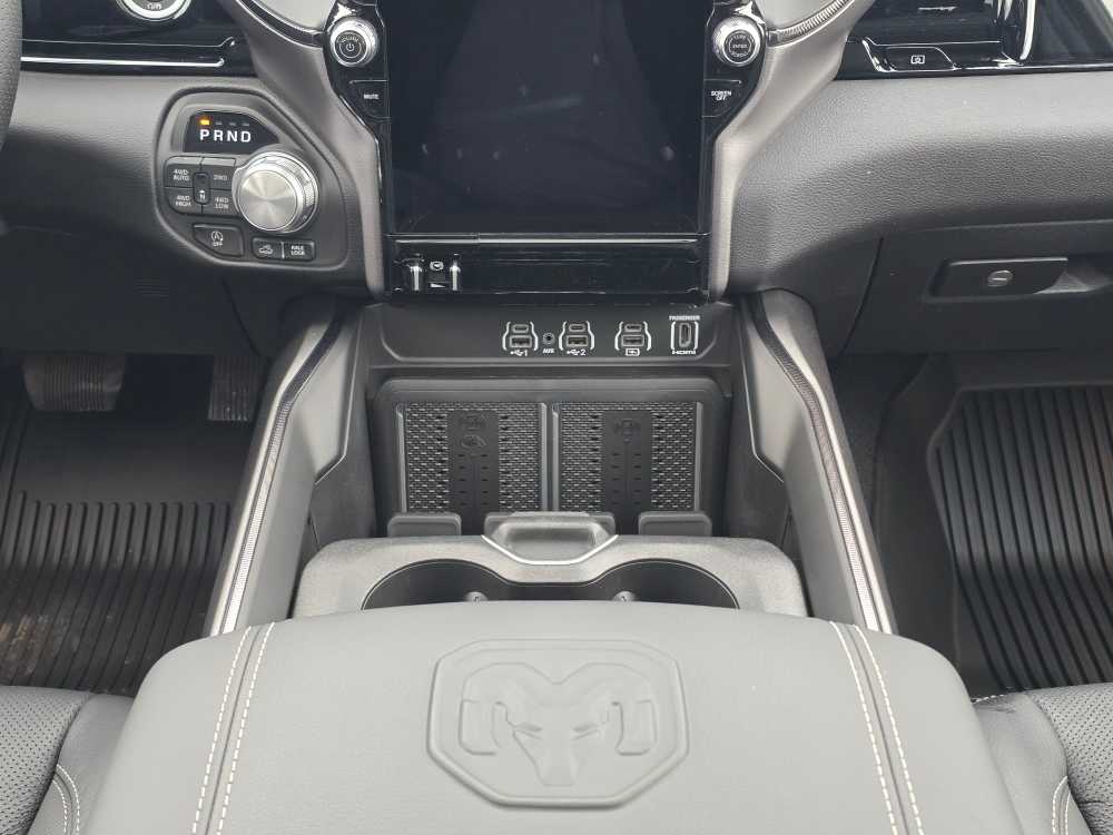 Thumbnail: 2026 RAM 1500 - 13