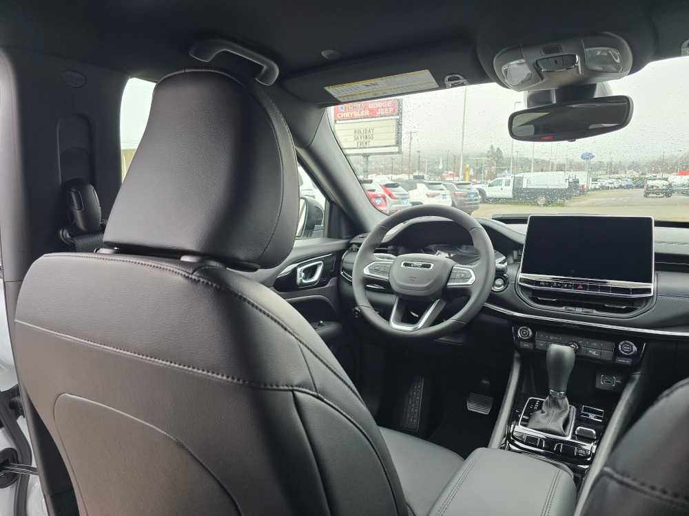 Thumbnail: 2026 Jeep Compass - 10