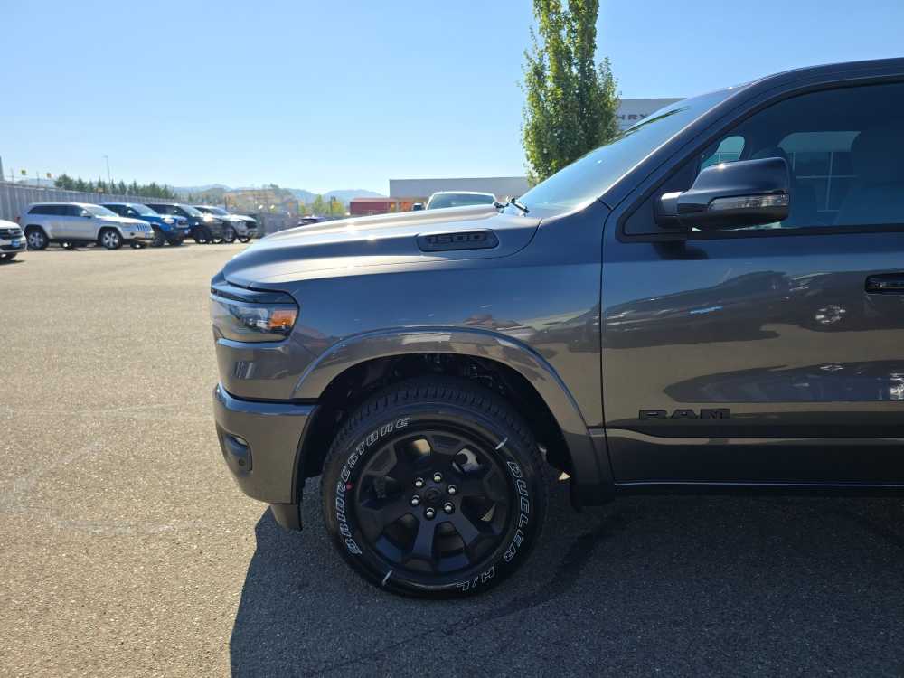 Thumbnail: 2026 RAM 1500 - 18