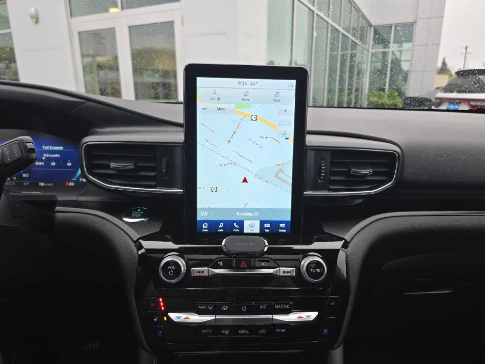 Thumbnail: 2021 Ford Explorer - 12