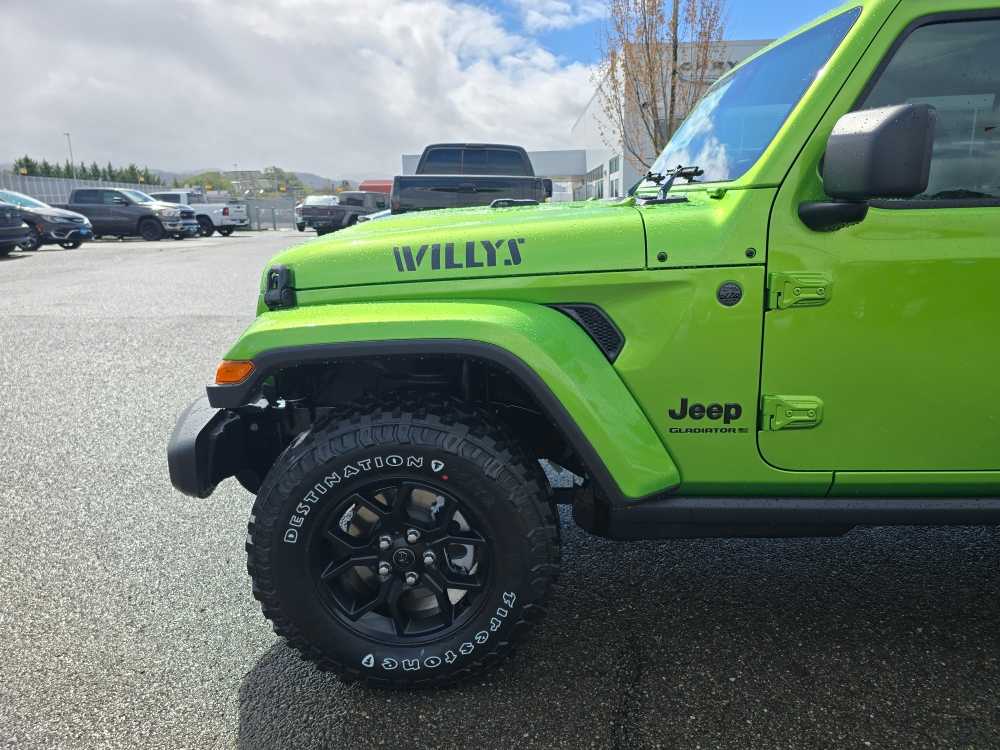 Thumbnail: 2026 Jeep Gladiator - 18