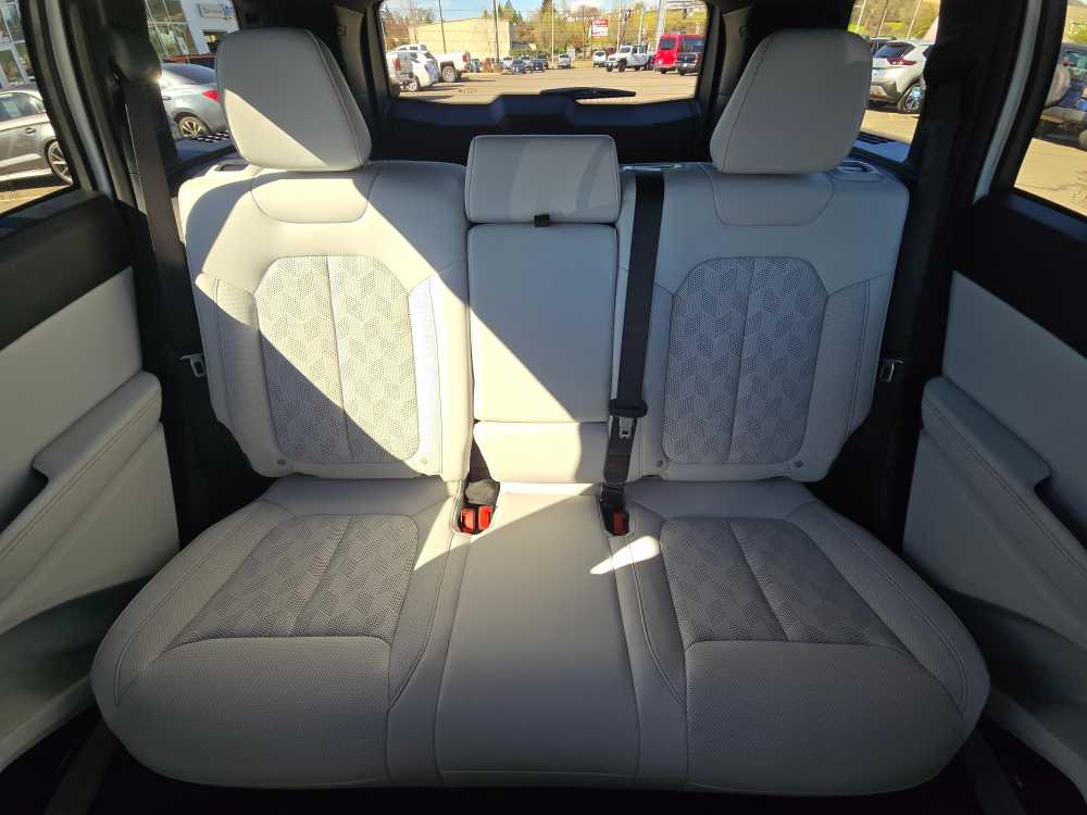 Thumbnail: 2026 Jeep Cherokee - 17