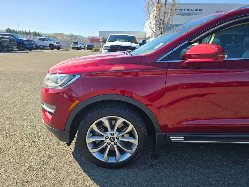 Thumbnail: 2016 Lincoln MKC - 18