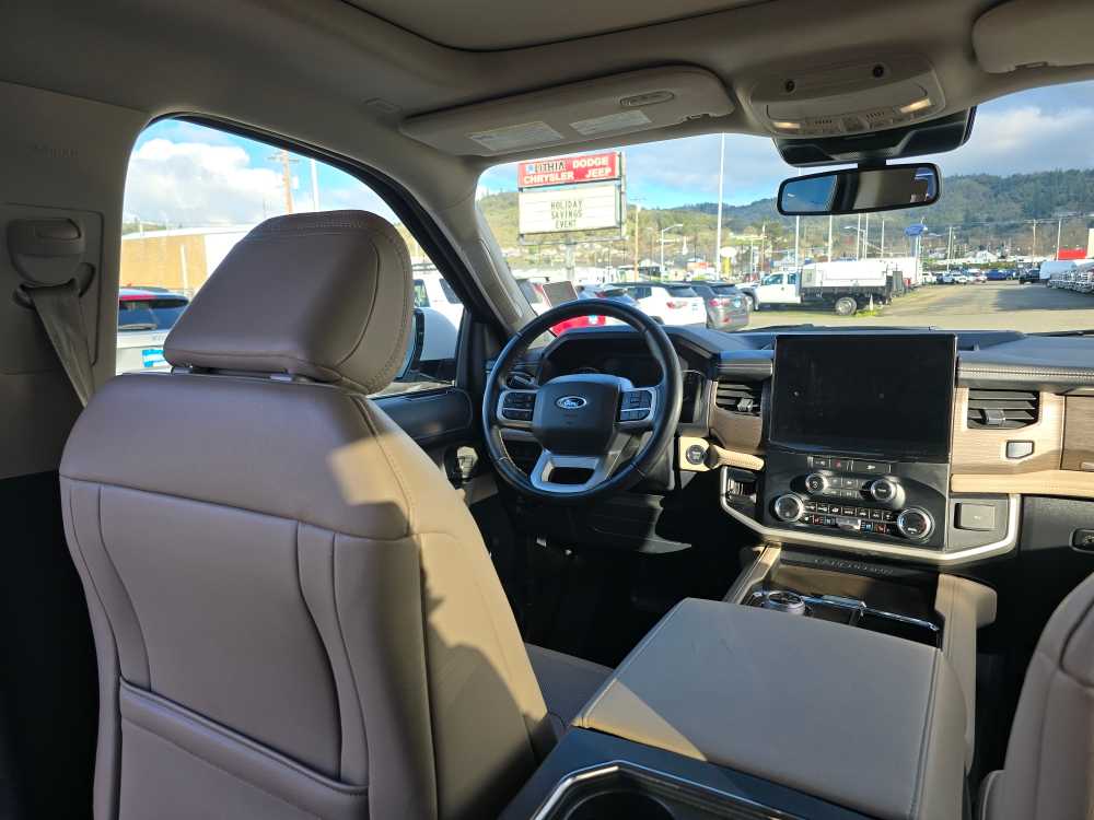 Thumbnail: 2024 Ford Expedition - 10