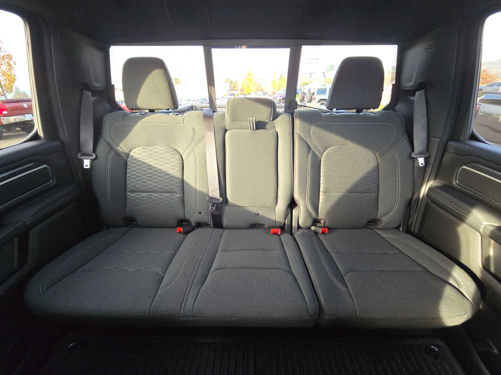 Thumbnail: 2026 RAM 1500 - 17