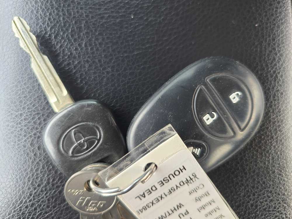 Thumbnail: 2014 Toyota Tundra - 22