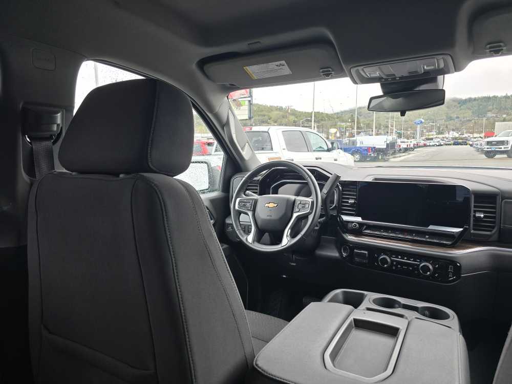 Thumbnail: 2025 Chevrolet Silverado 1500 - 11