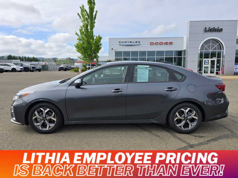 2021 Kia Forte LXS photo 2