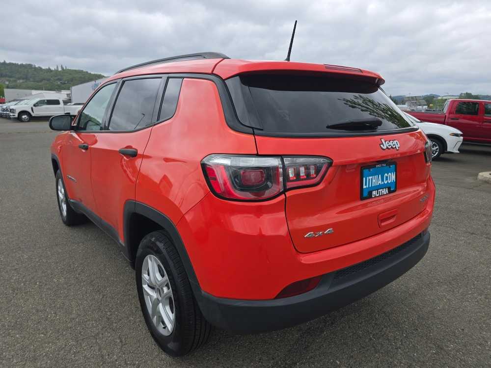 Thumbnail: 2018 Jeep Compass - 3