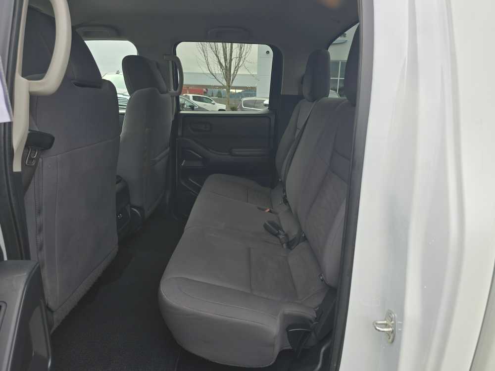 Thumbnail: 2023 Nissan Frontier - 16