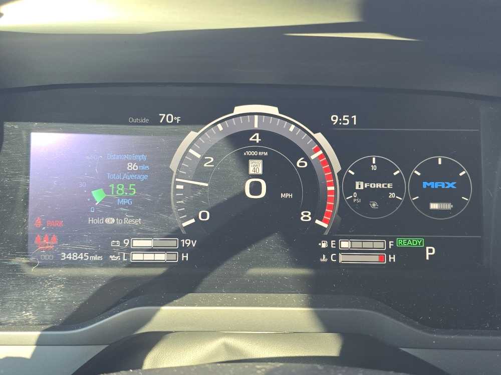 Thumbnail: 2023 Toyota Tundra - 21
