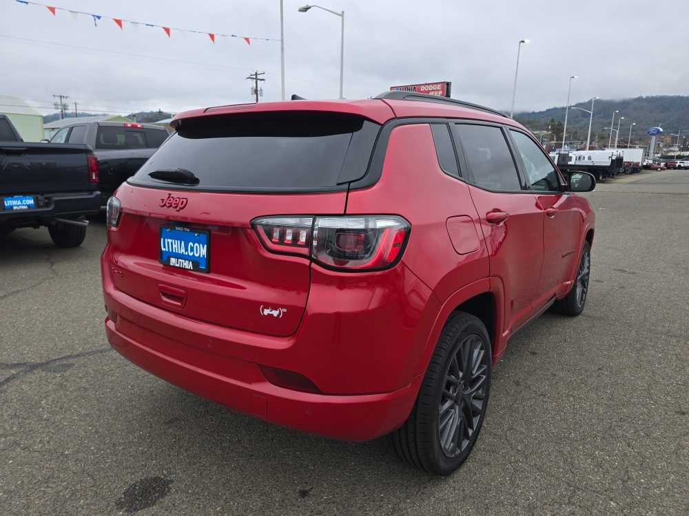 Thumbnail: 2023 Jeep Compass - 5