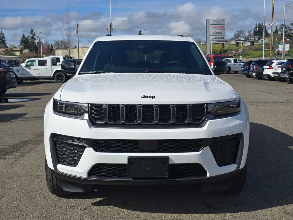 Thumbnail: 2026 Jeep Grand Cherokee - 8