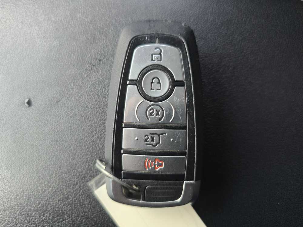 Thumbnail: 2023 Ford Edge - 21